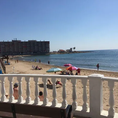 Gran Piso En La Playa Con Vistas Al Mar *